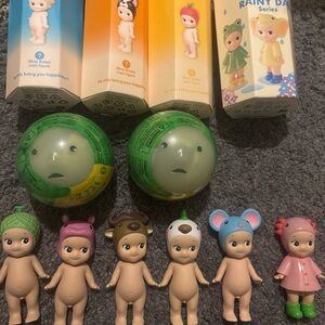 Mini Figure Set - Assorted Colors